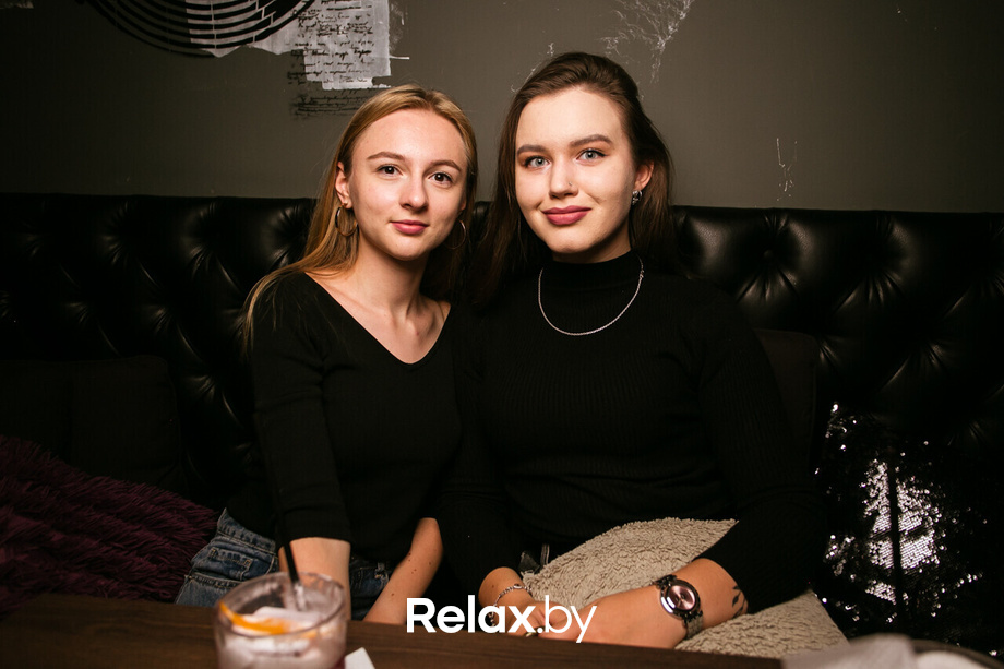 Пятница развратница в баре «Острые козырьки», фото № 9