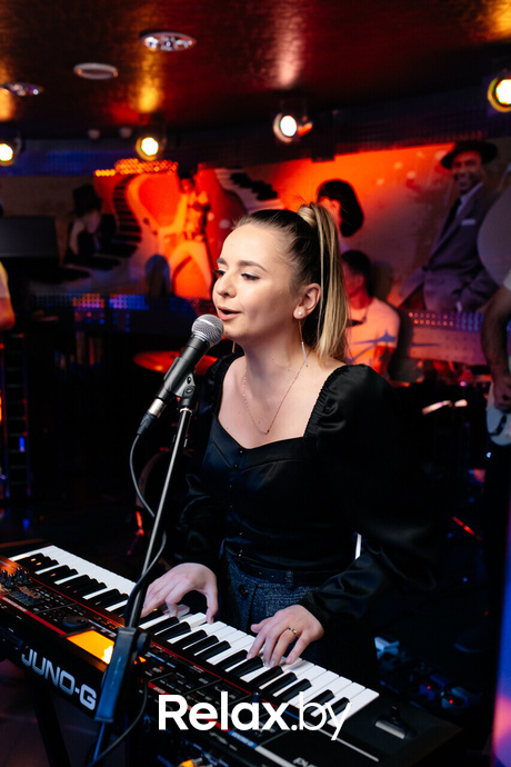 Кавер группа Starland в Ретро-кафе, фото № 19