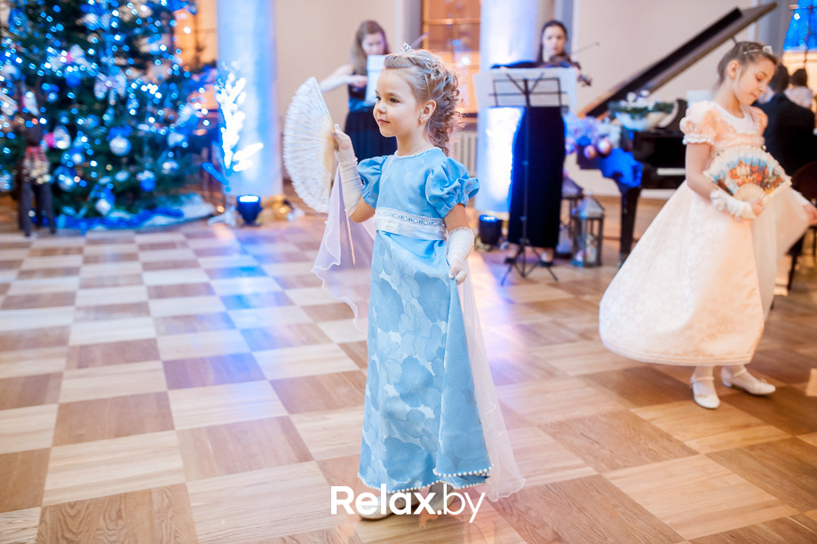 Семейный рождественский благотворительный бал Академии мюзикла "Ревю" - "Наши сердца", фото № 34