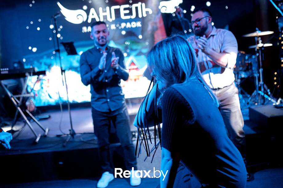 Предновогодние вечеринки в Ангелах, фото № 55