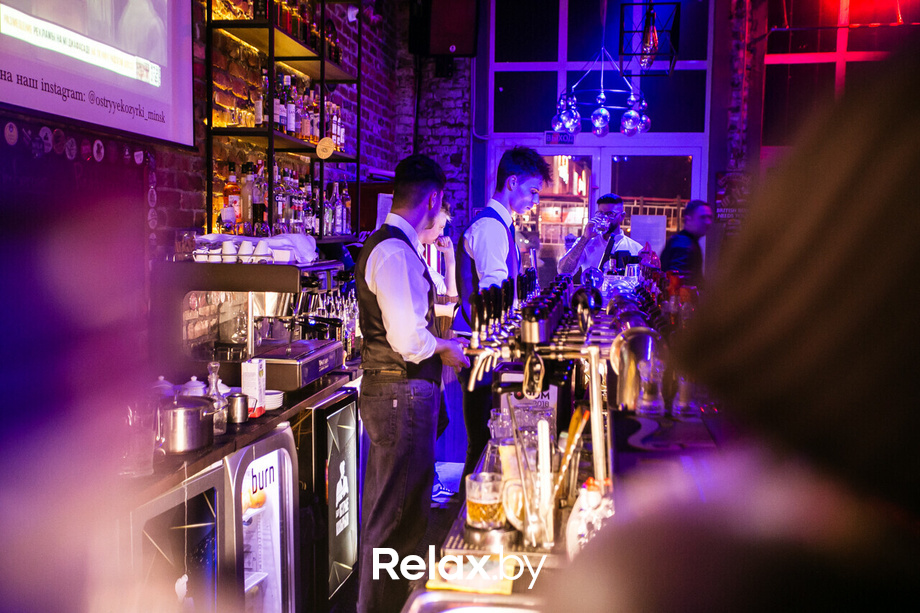 Пятница развратница в баре «Острые козырьки», фото № 13