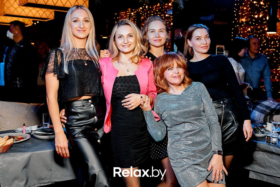 Предновогодние вечеринки в Ангелах, фото № 110