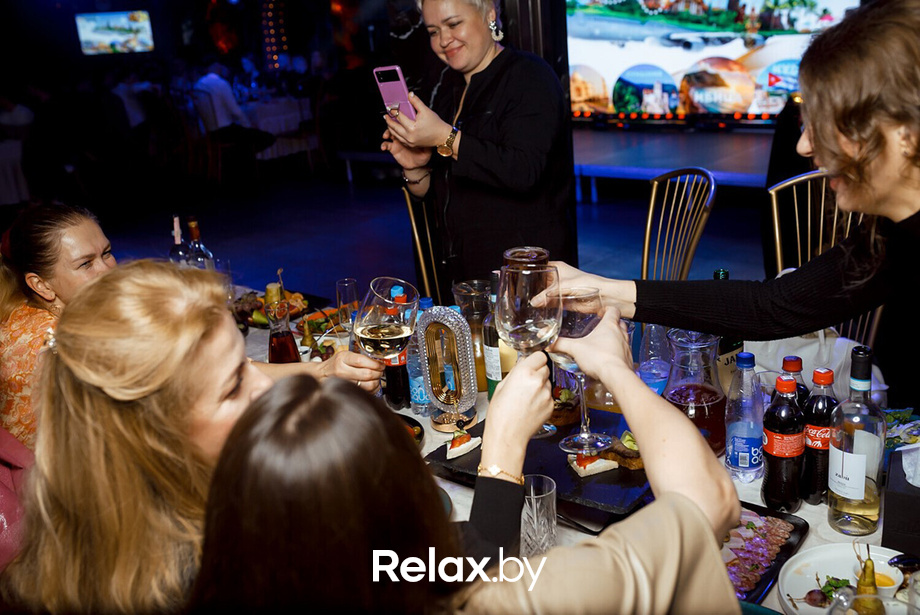 Новогодний борт «ROKAS», фото № 40