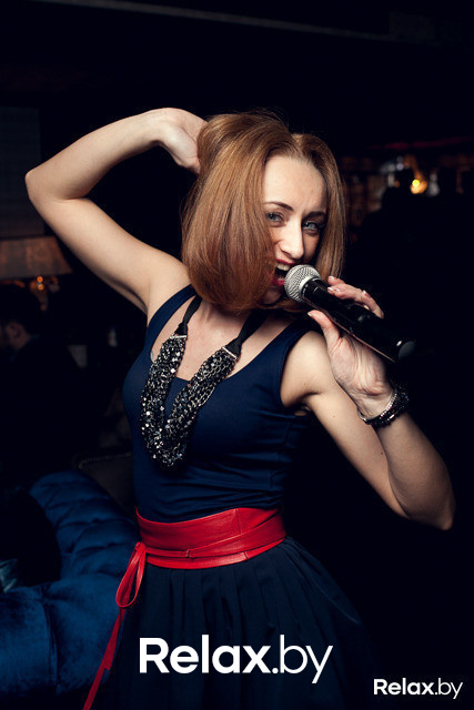 Наш ответ «Евровидению»: лучшие фотографии из минских караоке, фото № 1
