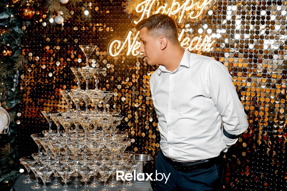 Предновогодние вечеринки в Ангелах, фото № 97