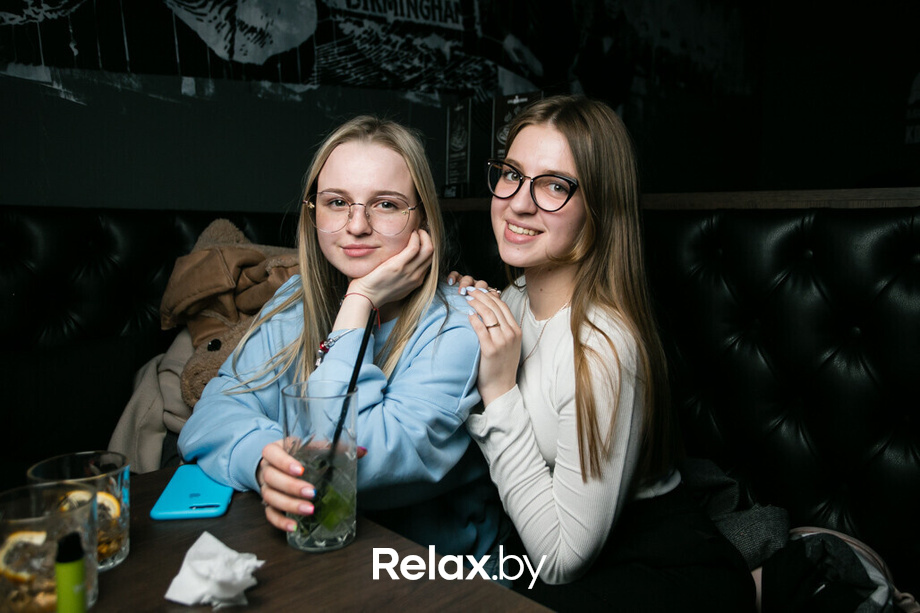 Счастливая суббота в баре «Острые козырьки», фото № 7