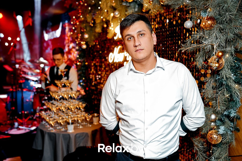 Предновогодние вечеринки в Ангелах, фото № 8