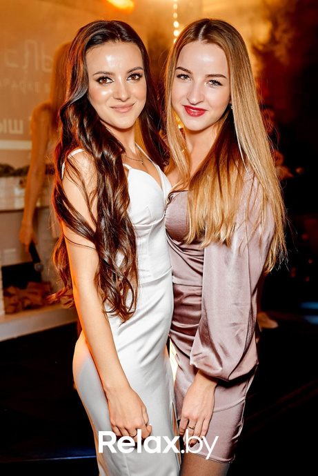 Предновогодние вечеринки в Ангелах, фото № 146