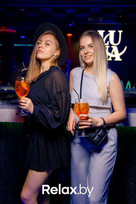 Luna Friday, фото № 4