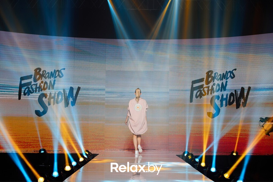 Показ LOVERANI | Brands Fashion Show, фото № 11