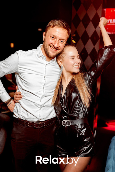 Предновогодние вечеринки в Ангелах, фото № 46