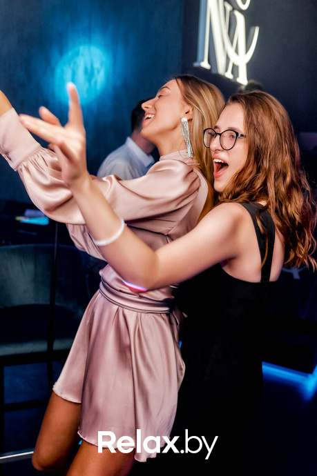 Neon moon, фото № 25