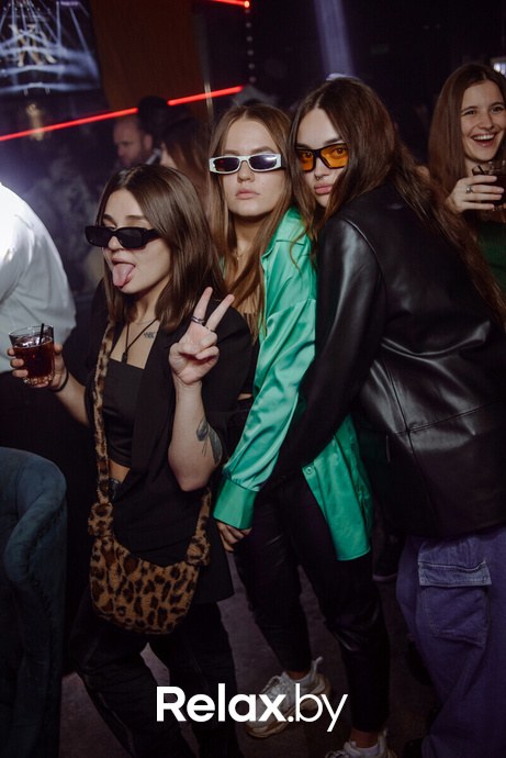 Friday LUXURIA, фото № 5