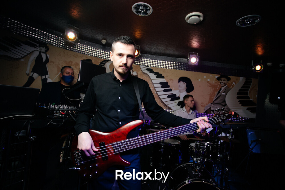 Кавер группа Starland в Ретро-кафе, фото № 55