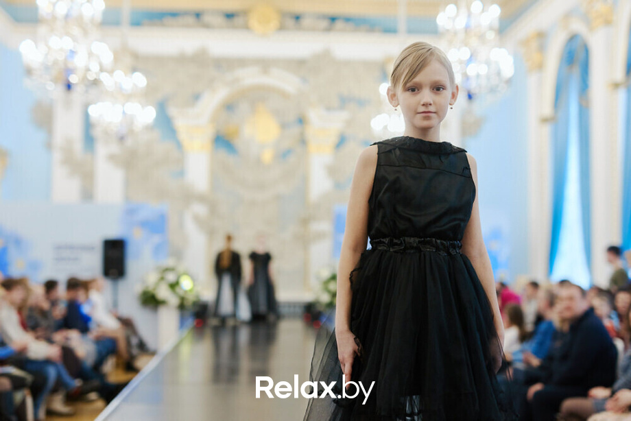 KIDS' PODIUM на FASHION SHOW SPRING 2022, фото № 139