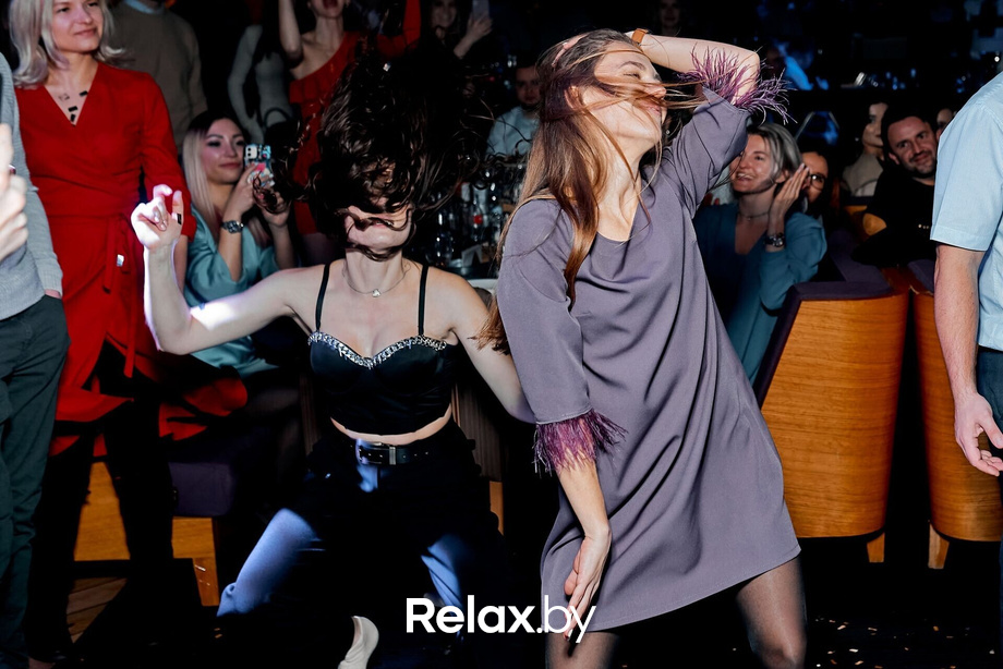 Предновогодние вечеринки в Ангелах, фото № 125