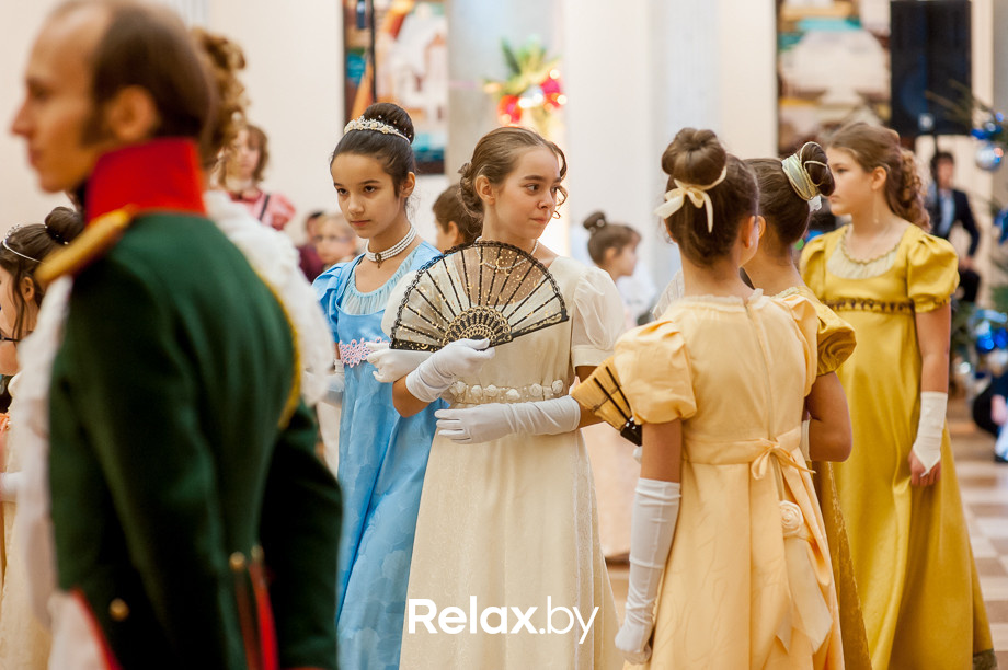 Семейный рождественский благотворительный бал Академии мюзикла "Ревю" - "Наши сердца", фото № 50