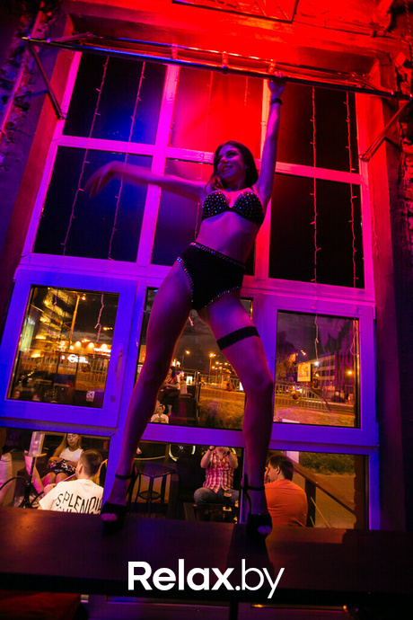 Пятница развратница в баре «Острые козырьки», фото № 3