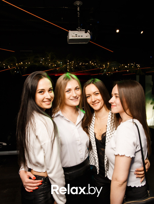 Друзья встречаются в Rokas, фото № 42