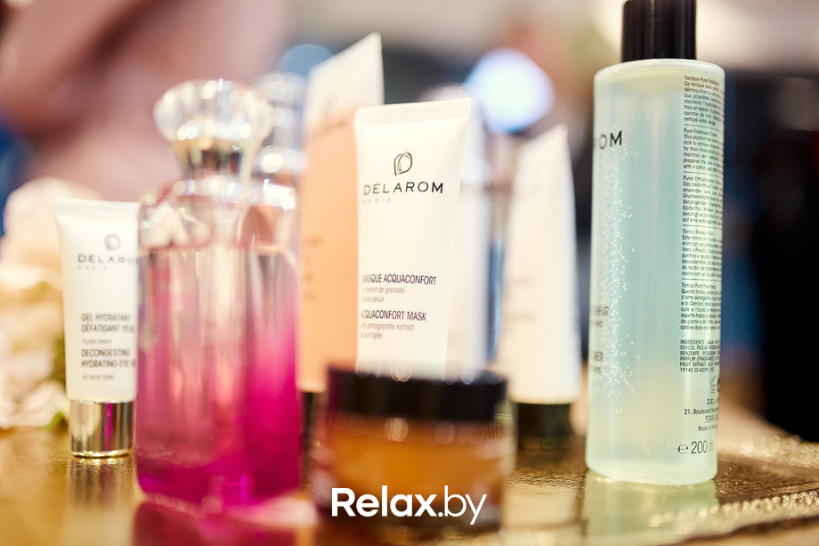 Открытие витрины бренда французской косметики Delarom Paris в магазине «Канцэпт Крама», фото № 82