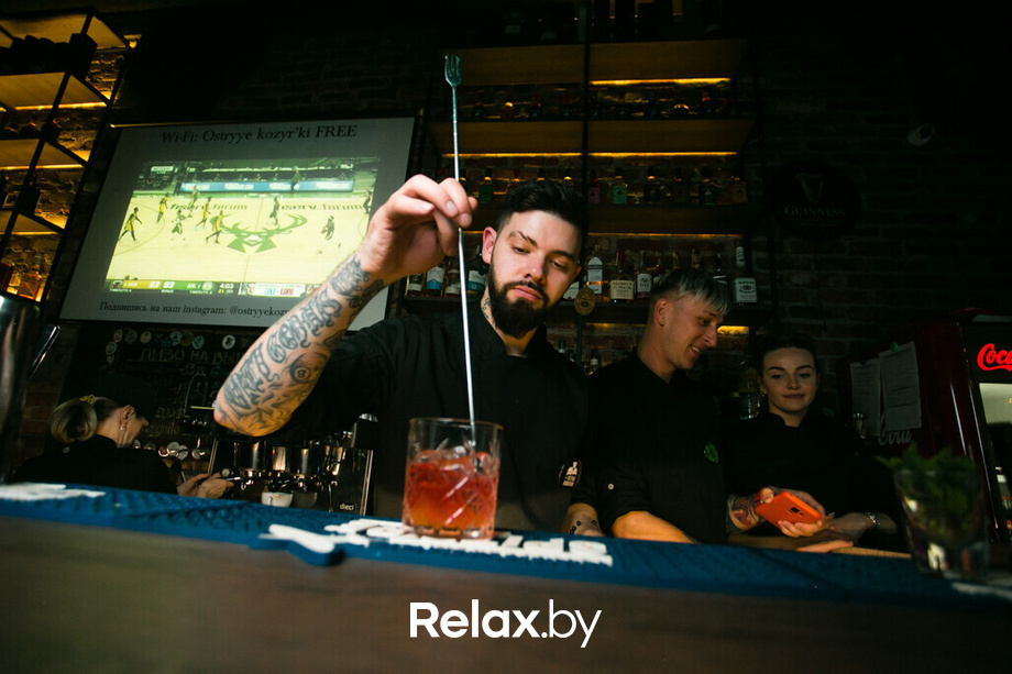 Счастливая суббота в баре «Острые козырьки», фото № 36