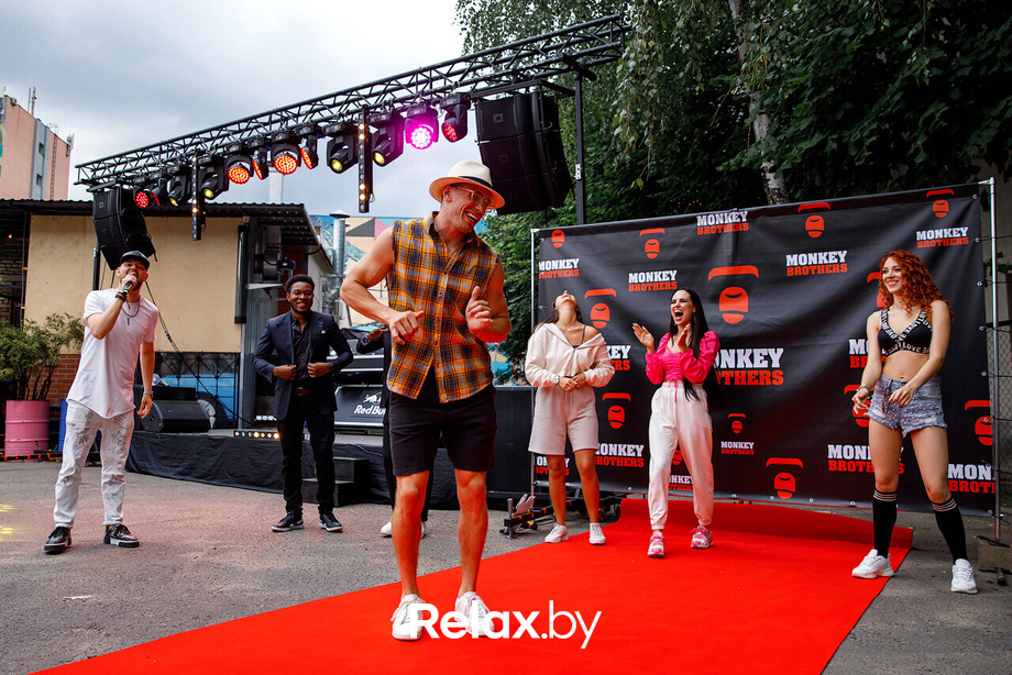 Открытие Monkey Brothers, фото № 95