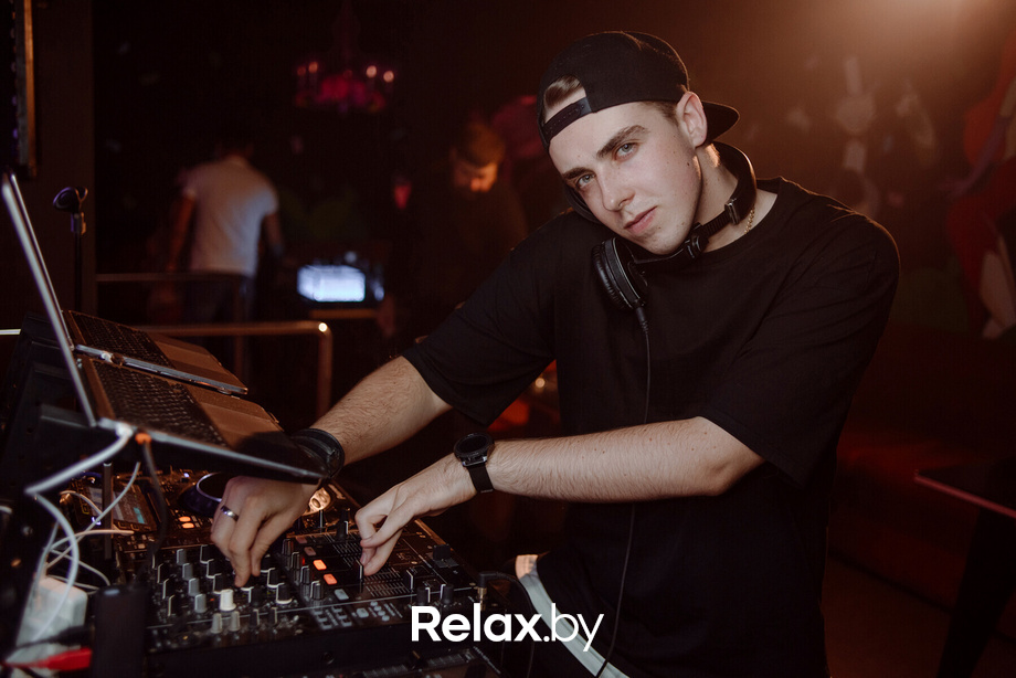 Friday «Мир дикого запада», фото № 4