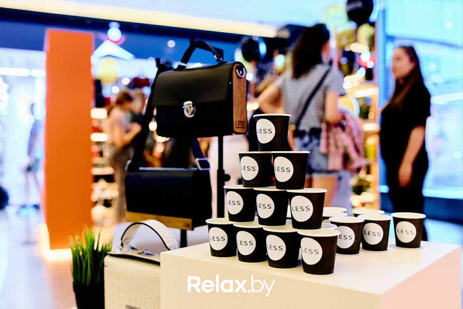 Открытие магазина LESS, фото № 11