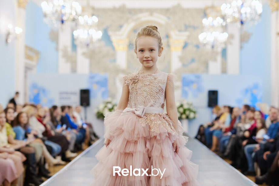 KIDS' PODIUM на FASHION SHOW SPRING 2022, фото № 61