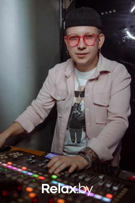 Friday LUXURIA LXR, фото № 1