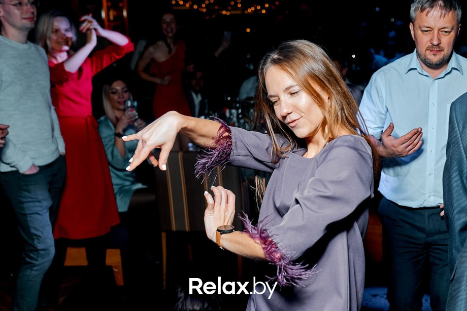 Предновогодние вечеринки в Ангелах, фото № 126