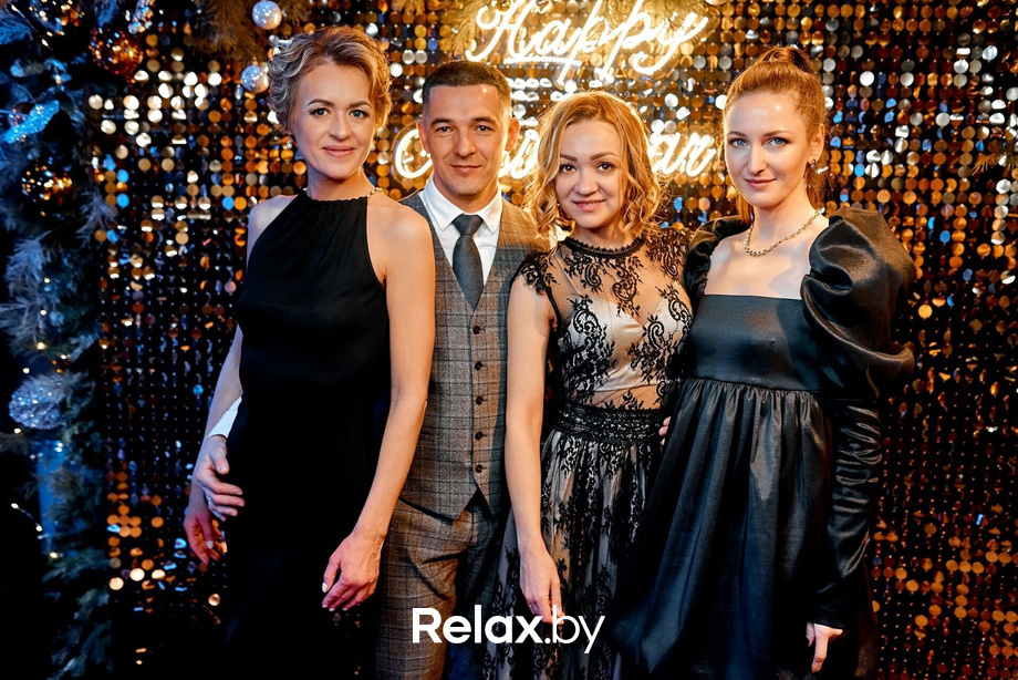 Предновогодние вечеринки в Ангелах, фото № 95