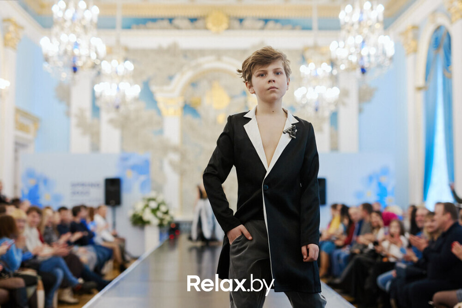 KIDS' PODIUM на FASHION SHOW SPRING 2022, фото № 136