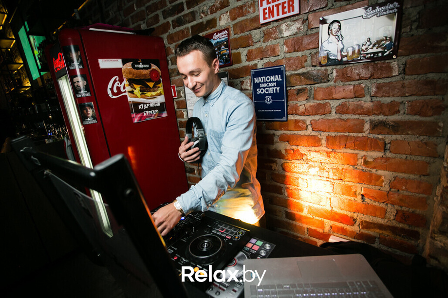 Пятница развратница в баре «Острые козырьки», фото № 4