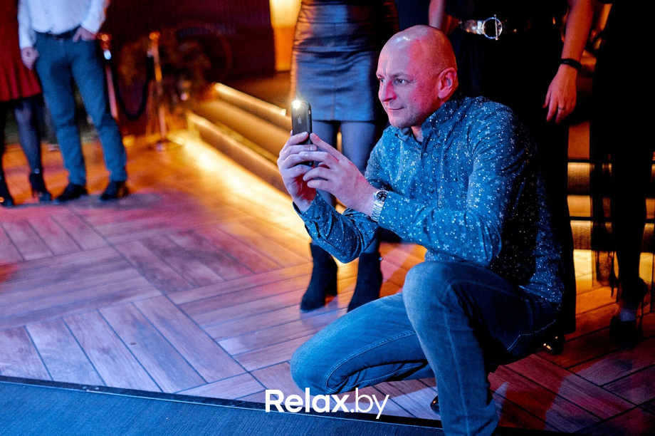 Предновогодние вечеринки в Ангелах, фото № 86