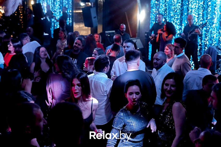 Предновогодние вечеринки в Ангелах, фото № 75