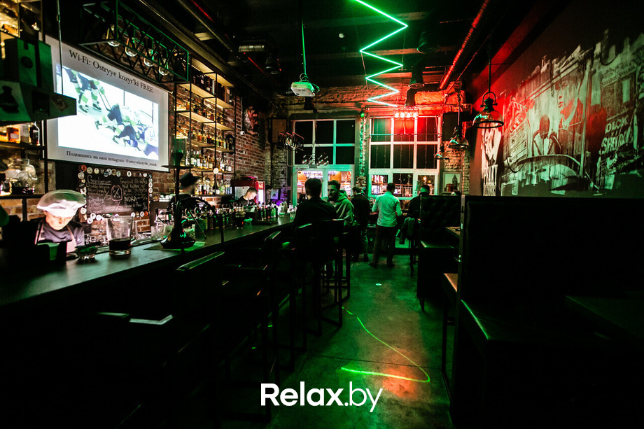 Пятница развратница в баре «Острые козырьки», фото № 18