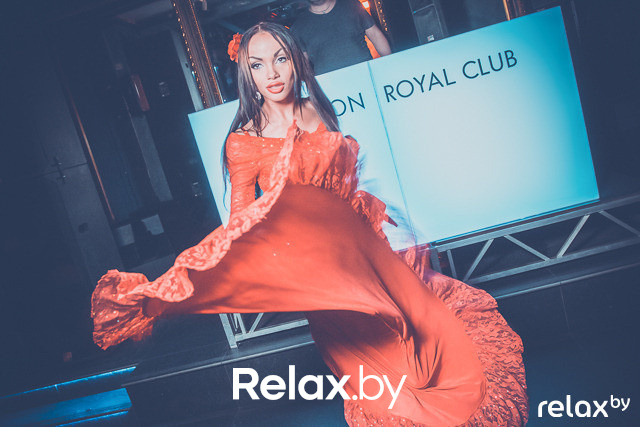 IN RED, фото № 5