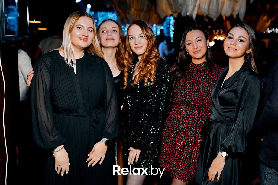 Предновогодние вечеринки в Ангелах, фото № 29