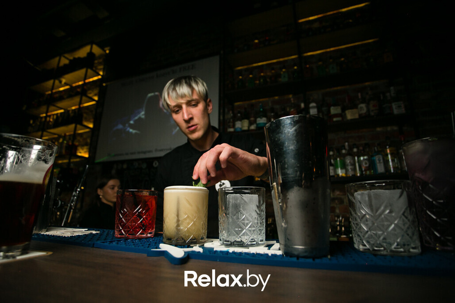 Пятница развратница в баре «Острые козырьки», фото № 22