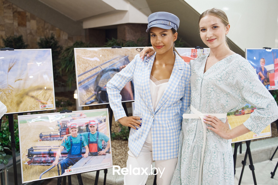 Время Искусства в ТЦ Столица: Мода, природа и поэзия, фото № 135