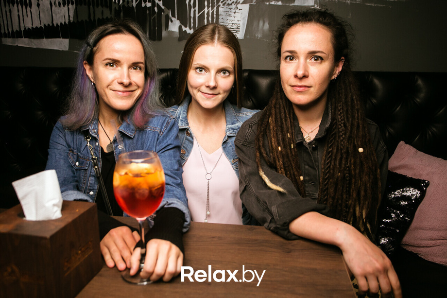 Пятница развратница в баре «Острые козырьки», фото № 36