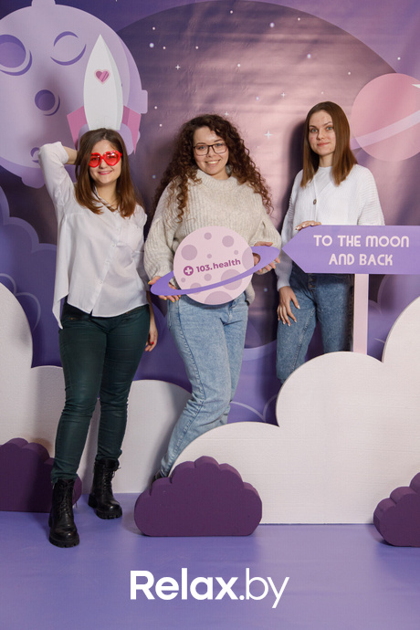 To The Moon & Back, фото № 5