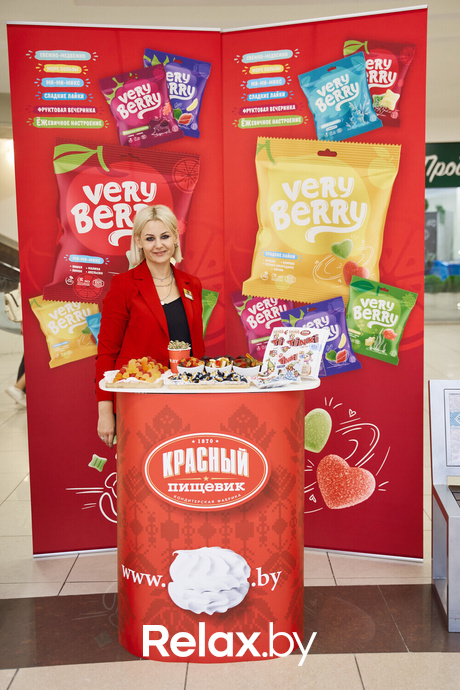 Время Искусства в ТЦ Столица: Мода, природа и поэзия, фото № 4