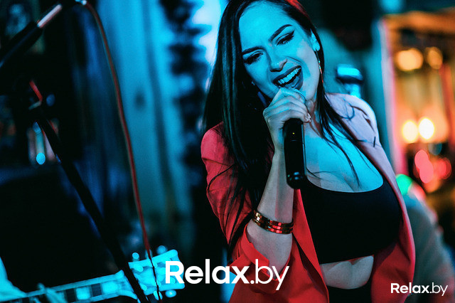 Наш ответ «Евровидению»: лучшие фотографии из минских караоке, фото № 3