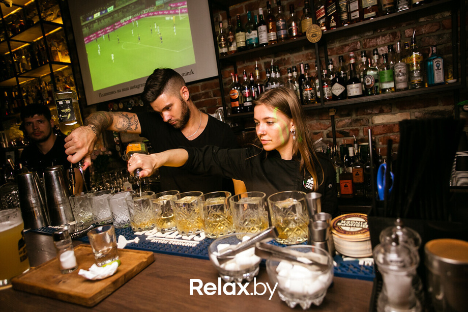 Пятница развратница в баре «Острые козырьки», фото № 18