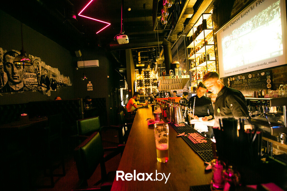 Счастливая суббота в баре «Острые козырьки», фото № 43