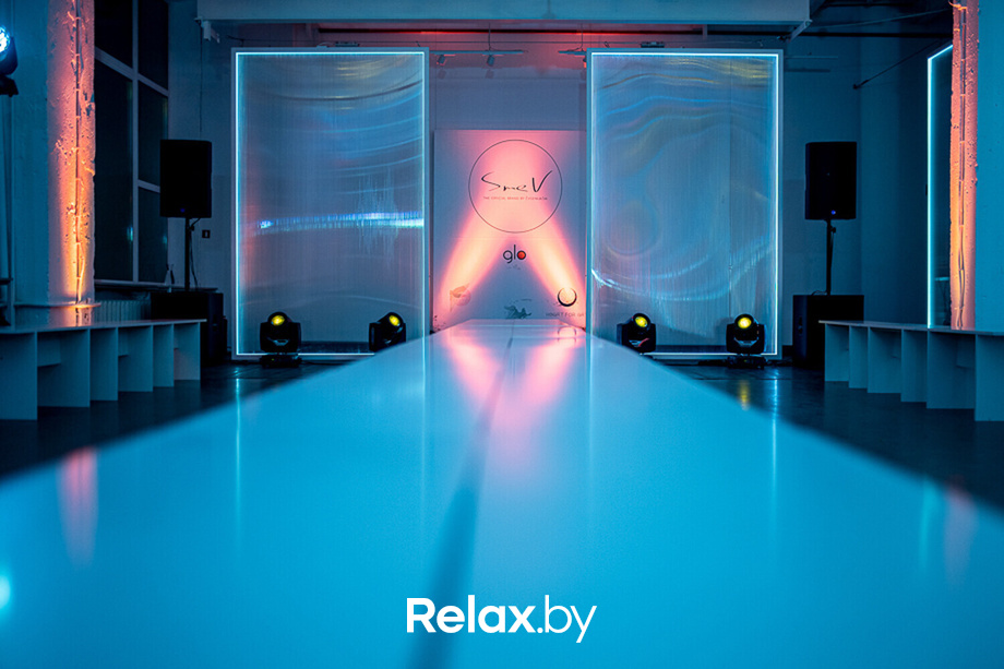 Показ SMEV при поддержке бренда glo™, фото № 2