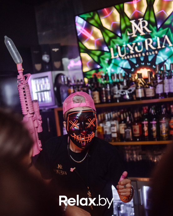 Saturday, фото № 2