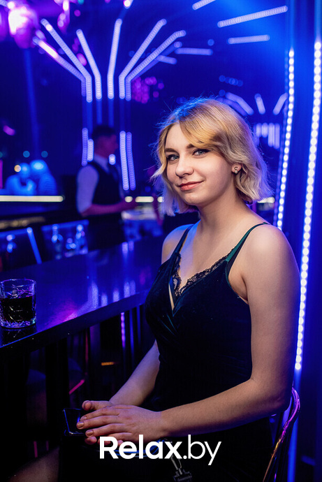 Премьера трека SHIR & ZINA - "Игра окончена", фото № 1